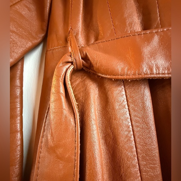 1970’s leather trench coat - Picture 4 of 10